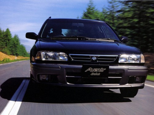 Характеристики автомобиля Nissan Avenir Salut 1.8 X (01.1997 - 07.1998): фото, вместимость, скорость, двигатель, топливо, масса, отзывы