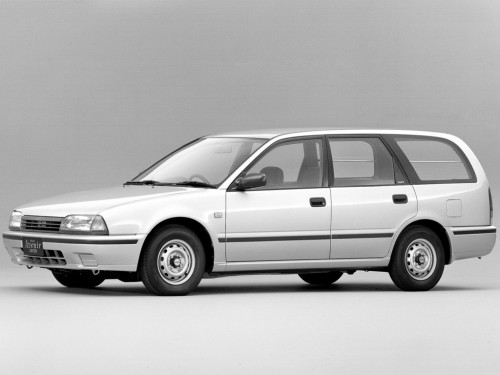 Характеристики автомобиля Nissan Avenir 1.6 LX (05.1990 - 12.1992): фото, вместимость, скорость, двигатель, топливо, масса, отзывы