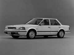 Nissan Bluebird Maxima 2.0 Le grand (10.1984 - 12.1985)