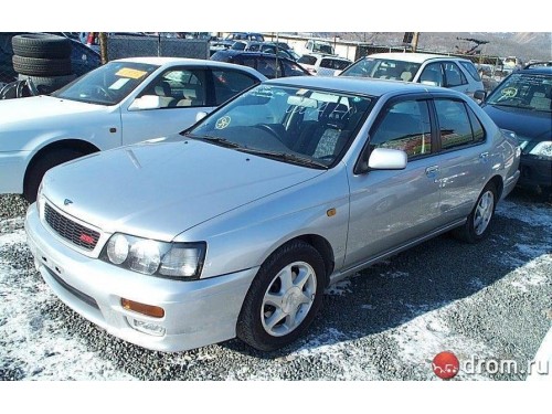 Характеристики автомобиля Nissan Bluebird 1.8 Le grand (09.1997 - 08.1998): фото, вместимость, скорость, двигатель, топливо, масса, отзывы