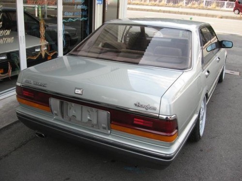 Характеристики автомобиля Nissan Cedric 2.0 Gran Turismo SV twincam turbo (06.1988 - 05.1989): фото, вместимость, скорость, двигатель, топливо, масса, отзывы