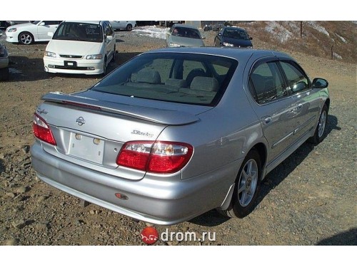 Характеристики автомобиля Nissan Cefiro 2.0 20 Excimo (12.1998 - 12.2000): фото, вместимость, скорость, двигатель, топливо, масса, отзывы