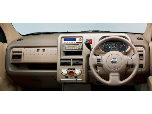 Характеристики автомобиля Nissan Cube Cubic 1.5 15M plus NAVI HDD SP (05.2008 - 11.2008): фото, вместимость, скорость, двигатель, топливо, масса, отзывы