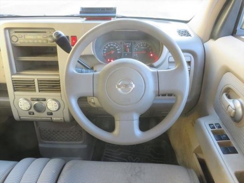 Характеристики автомобиля Nissan Cube Cubic 1.4 EX MD/CD selection (12.2004 - 04.2005): фото, вместимость, скорость, двигатель, топливо, масса, отзывы