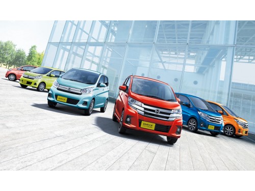 Характеристики автомобиля Nissan DAYZ 660 Bolero S Base (10.2015 - 12.2016): фото, вместимость, скорость, двигатель, топливо, масса, отзывы