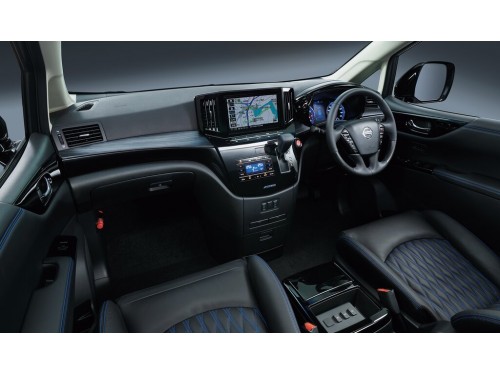 Характеристики автомобиля Nissan Elgrand 2.5 250 Highway Star Premium 4WD (10.2020 - 10.2022): фото, вместимость, скорость, двигатель, топливо, масса, отзывы
