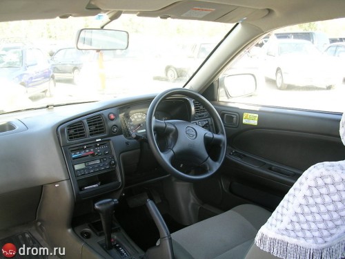Характеристики автомобиля Nissan Expert 1.8 L-G 4WD (08.2002 - 03.2004): фото, вместимость, скорость, двигатель, топливо, масса, отзывы