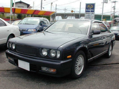 Характеристики автомобиля Nissan Gloria 3.0 Brougham twincam (06.1993 - 05.1994): фото, вместимость, скорость, двигатель, топливо, масса, отзывы
