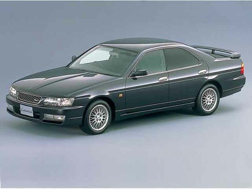 Характеристики автомобиля Nissan Laurel 2.0 Grand saloon (06.1997 - 09.1997): фото, вместимость, скорость, двигатель, топливо, масса, отзывы