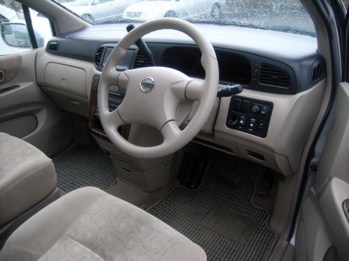 Характеристики автомобиля Nissan Liberty 2.0 Coleman version II (01.2002 - 08.2002): фото, вместимость, скорость, двигатель, топливо, масса, отзывы