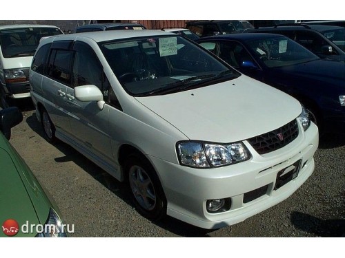 Характеристики автомобиля Nissan Liberty 2.0 Highway star II (06.2000 - 04.2001): фото, вместимость, скорость, двигатель, топливо, масса, отзывы