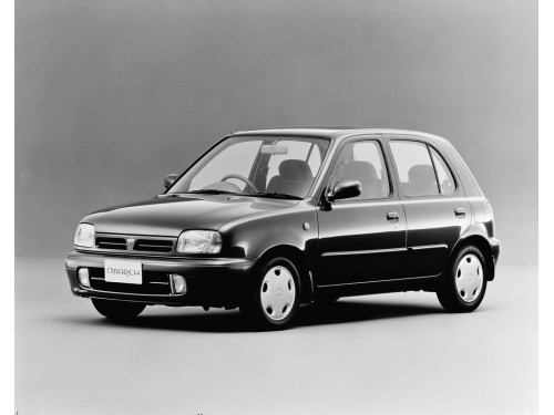 Характеристики автомобиля Nissan March 1.0 i-z (01.1993 - 10.1993): фото, вместимость, скорость, двигатель, топливо, масса, отзывы