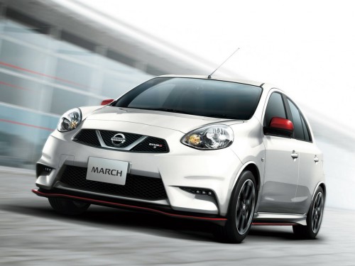 Характеристики автомобиля Nissan March 1.2 G FOUR 4WD (05.2014 - 12.2015): фото, вместимость, скорость, двигатель, топливо, масса, отзывы