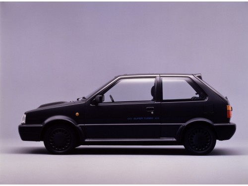 Характеристики автомобиля Nissan March 0.9 Super turbo (01.1989 - 01.1992): фото, вместимость, скорость, двигатель, топливо, масса, отзывы