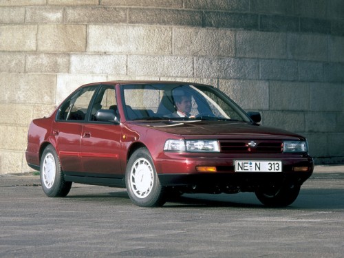 Характеристики автомобиля Nissan Maxima 3.0 AT (03.1989 - 01.1994): фото, вместимость, скорость, двигатель, топливо, масса, отзывы
