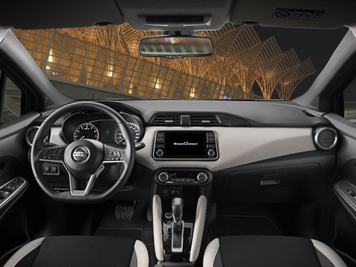Характеристики автомобиля Nissan Micra 1.0 IG-T CVT N-Sport (08.2019 - 12.2020): фото, вместимость, скорость, двигатель, топливо, масса, отзывы