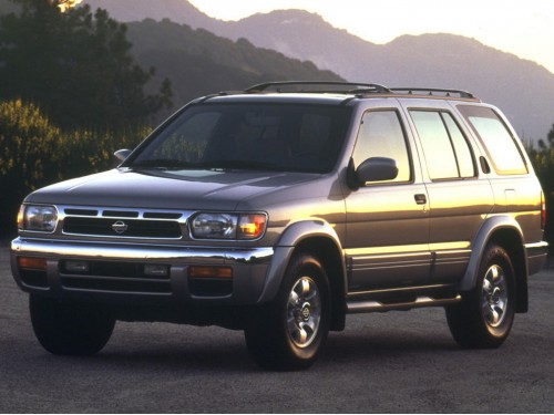 Характеристики автомобиля Nissan Pathfinder 3.3 MT SE (10.1995 - 06.1999): фото, вместимость, скорость, двигатель, топливо, масса, отзывы