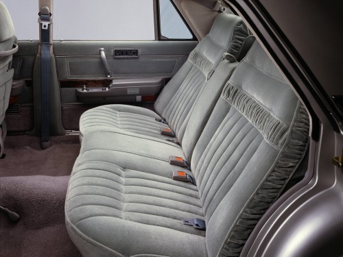 Характеристики автомобиля Nissan President 4.4 Type C Dual Front Seat (03.1986 - 09.1990): фото, вместимость, скорость, двигатель, топливо, масса, отзывы