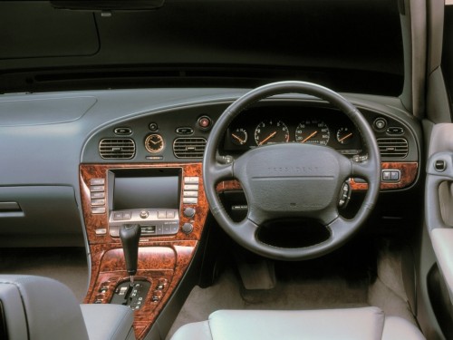 Характеристики автомобиля Nissan President 4.5 type D (12.1998 - 12.2002): фото, вместимость, скорость, двигатель, топливо, масса, отзывы