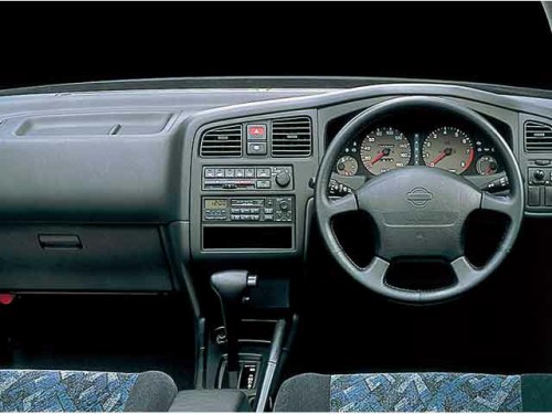Характеристики автомобиля Nissan Primera 2.0 T4 (08.1996 - 08.1997): фото, вместимость, скорость, двигатель, топливо, масса, отзывы