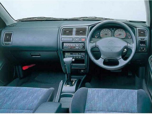 Характеристики автомобиля Nissan Pulsar 1.5 Serie S-RV (11.1999 - 10.2000): фото, вместимость, скорость, двигатель, топливо, масса, отзывы