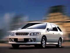 Nissan R'nessa 2.4 S (01.2000 - 12.2001)