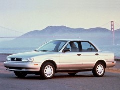 Nissan Sentra 1.6 AT E (08.1990 - 07.1992)