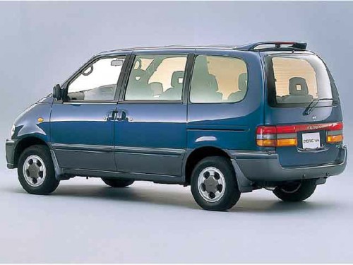 Характеристики автомобиля Nissan Serena 2.0 FX (05.1994 - 12.1996): фото, вместимость, скорость, двигатель, топливо, масса, отзывы