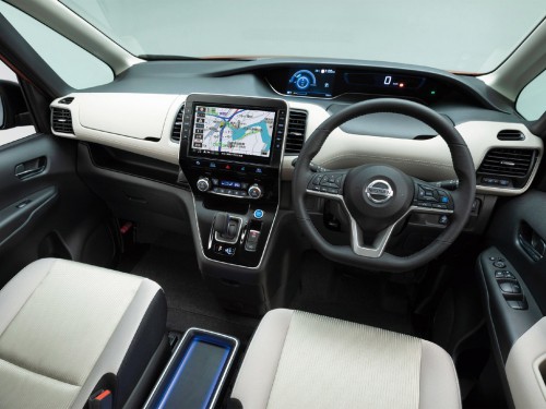 Характеристики автомобиля Nissan Serena 1.2 e-Power AUTECH (08.2020 - 11.2022): фото, вместимость, скорость, двигатель, топливо, масса, отзывы