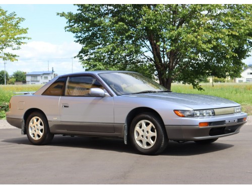 Характеристики автомобиля Nissan Silvia 2.0 Q's (01.1991 - 12.1991): фото, вместимость, скорость, двигатель, топливо, масса, отзывы