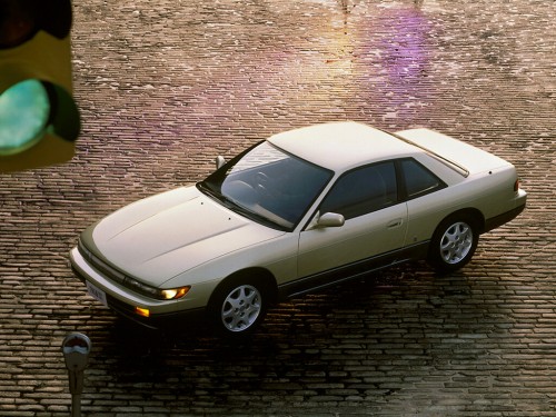 Характеристики автомобиля Nissan Silvia 2.0 Q's (01.1992 - 11.1992): фото, вместимость, скорость, двигатель, топливо, масса, отзывы