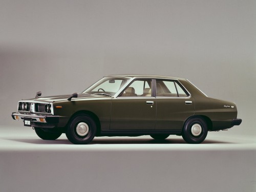 Характеристики автомобиля Nissan Skyline 2000 GT (08.1977 - 06.1979): фото, вместимость, скорость, двигатель, топливо, масса, отзывы