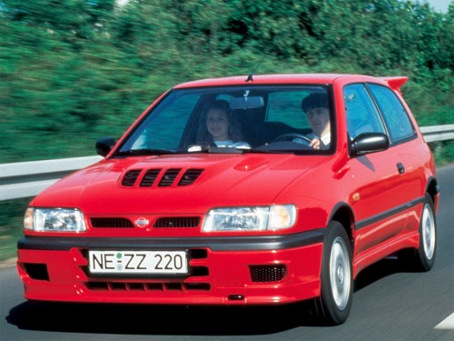 Характеристики автомобиля Nissan Sunny 1.4 i SR 3 dr (02.1992 - 07.1995): фото, вместимость, скорость, двигатель, топливо, масса, отзывы