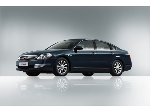Характеристики автомобиля Nissan Teana 2.3 230JK M-collection (12.2005 - 05.2008): фото, вместимость, скорость, двигатель, топливо, масса, отзывы