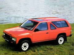 Nissan Terrano 2.4 MT (01.1988 - 06.1992)