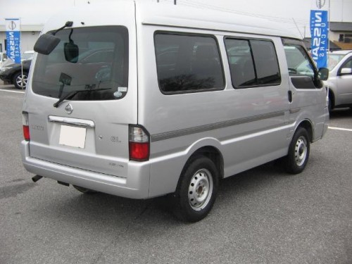 Характеристики автомобиля Nissan Vanette 1.8 CD (4 door) (06.1999 - 07.2002): фото, вместимость, скорость, двигатель, топливо, масса, отзывы