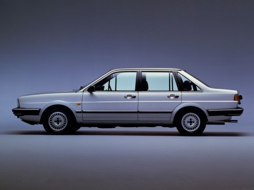 Характеристики автомобиля Nissan Volkswagen Santana 1.6DT GT (05.1985 - 12.1986): фото, вместимость, скорость, двигатель, топливо, масса, отзывы