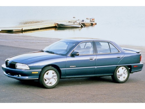 Характеристики автомобиля Oldsmobile Achieva 2.4 MT Achieva Series II (07.1995 - 12.1997): фото, вместимость, скорость, двигатель, топливо, масса, отзывы