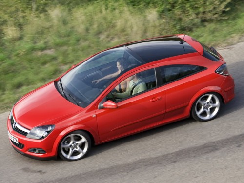 Характеристики автомобиля Opel Astra GTC 1.3CDTI Easytronic Edition (11.2006 - 10.2009): фото, вместимость, скорость, двигатель, топливо, масса, отзывы