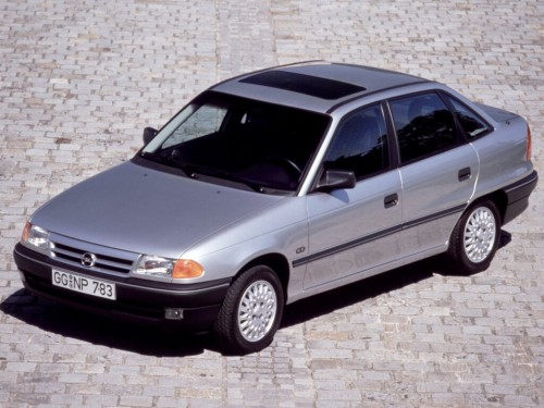 Характеристики автомобиля Opel Astra 1.6i MT GLS (06.1991 - 05.1994): фото, вместимость, скорость, двигатель, топливо, масса, отзывы