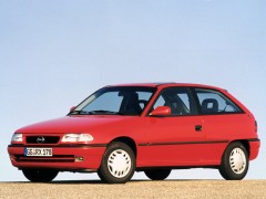 Opel Astra 1.7TD MT GL (08.1994 - 02.1998)