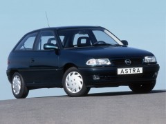 Opel Astra 1.7TD MT GL (08.1994 - 02.1998)