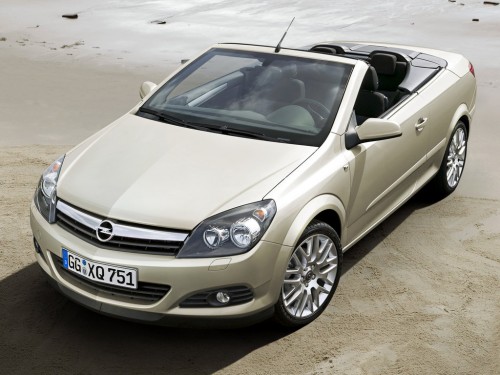 Характеристики автомобиля Opel Astra 1.8 MT Cosmo (04.2010 - 07.2010): фото, вместимость, скорость, двигатель, топливо, масса, отзывы