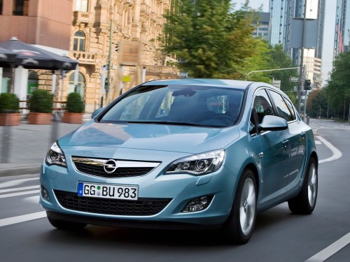 Характеристики автомобиля Opel Astra 1.4 MT Essentia (04.2010 - 08.2012): фото, вместимость, скорость, двигатель, топливо, масса, отзывы