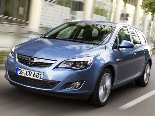 Характеристики автомобиля Opel Astra 1.4 MT Sport (11.2010 - 08.2012): фото, вместимость, скорость, двигатель, топливо, масса, отзывы