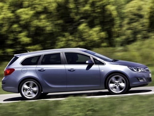 Характеристики автомобиля Opel Astra 1.3 CDTI MT Edition (11.2010 - 10.2011): фото, вместимость, скорость, двигатель, топливо, масса, отзывы