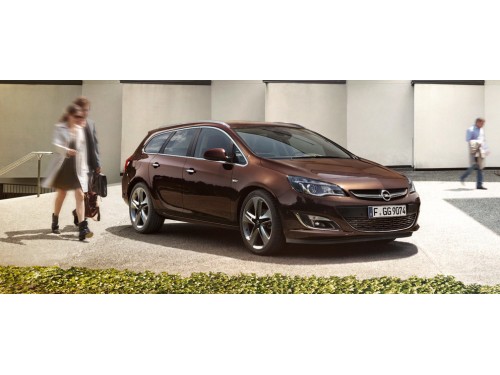 Характеристики автомобиля Opel Astra 1.6 MT Enjoy (09.2012 - 09.2015): фото, вместимость, скорость, двигатель, топливо, масса, отзывы