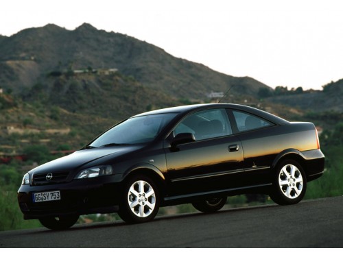 Характеристики автомобиля Opel Astra 2.2 MT Linea Blu (07.2001 - 06.2004): фото, вместимость, скорость, двигатель, топливо, масса, отзывы