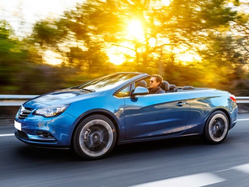 Характеристики автомобиля Opel Cascada 1.6 Turbo AT Innovation (01.2015 - 04.2018): фото, вместимость, скорость, двигатель, топливо, масса, отзывы