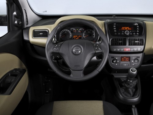 Характеристики автомобиля Opel Combo 1.4 CNG Turbo ecoFlex MT Colorado L1H1 5-seats (11.2016 - 08.2017): фото, вместимость, скорость, двигатель, топливо, масса, отзывы